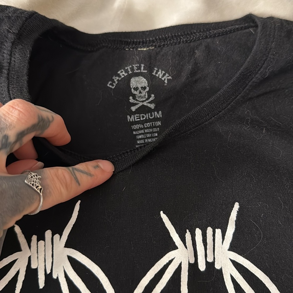 F of tee - Picture 2 of 3